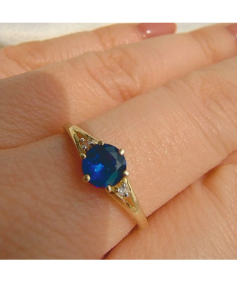 Ring with turquoise stone 8k