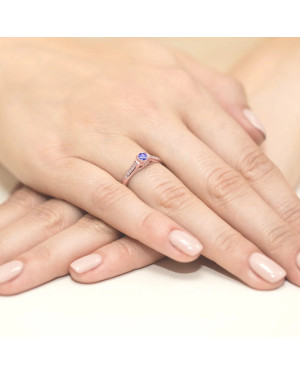 14k Gold Ring with 0.10ct Brilliant Diamond