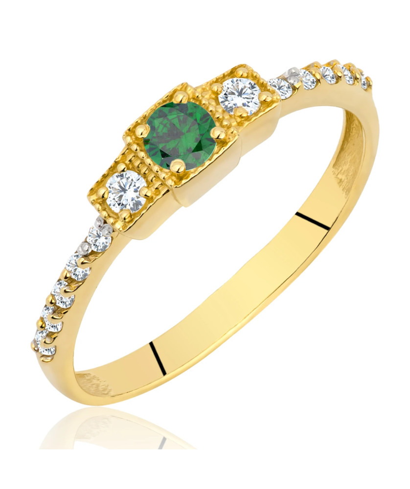 Engagement ring with cubic zirconia 14k