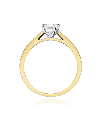 Gold ring with 0.30ct diamond certificate