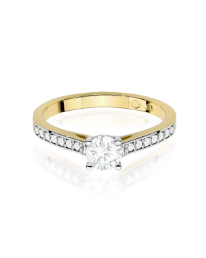 Gold ring with 0.30ct diamond certificate