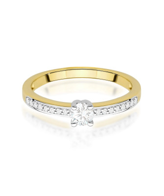 Gold ring with 0.30ct diamond certificate