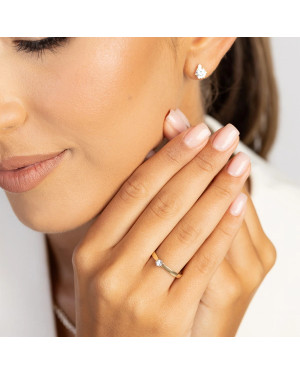 Gold ring with 0.30ct diamond certificate