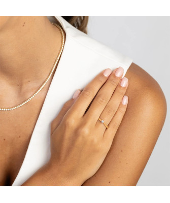 Gold ring with 0.30ct diamond certificate