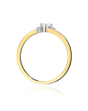 Gold ring with 0.30ct diamond certificate