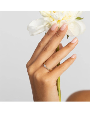 Gold ring with 0.30ct diamond certificate