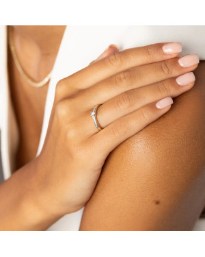 Gold ring with 0.30ct diamond certificate