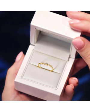 Thin ring with cubic zirconia 8k