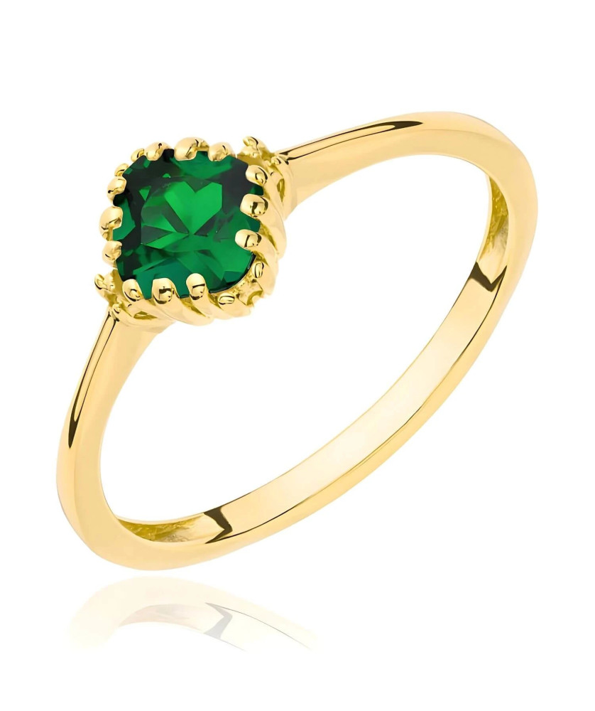 Emerald stone gold ring