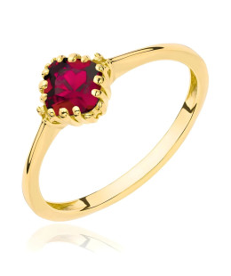 Gold ring ruby stone