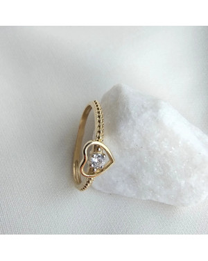 Ring with a large stone gold 8k