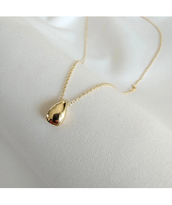 Gold-plated necklace OVAL white stones