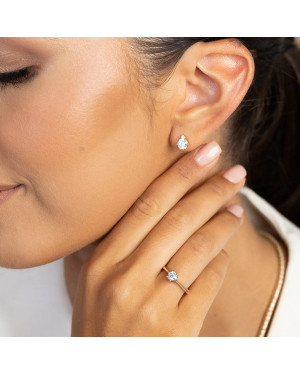 Gold ring with 0.30ct diamond certificate