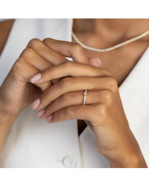 Gold ring with 0.30ct diamond certificate