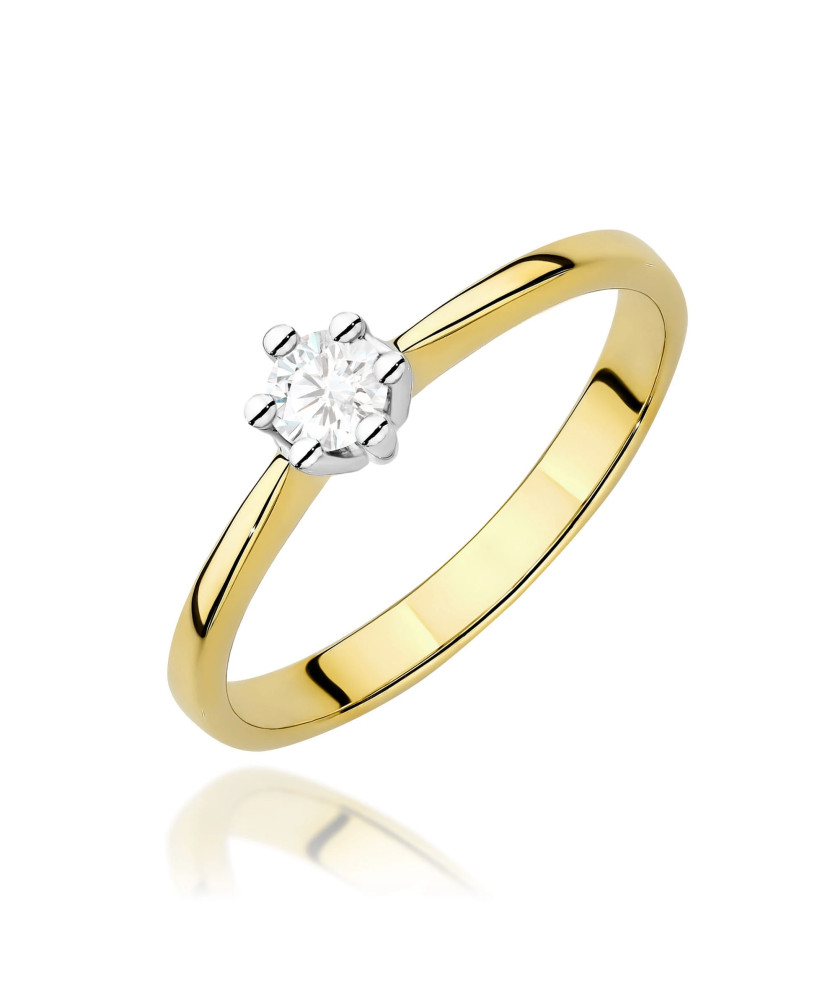 Gold ring with 0.30ct diamond certificate