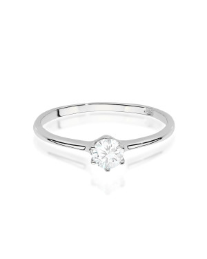 Gold ring with 0.30ct diamond certificate