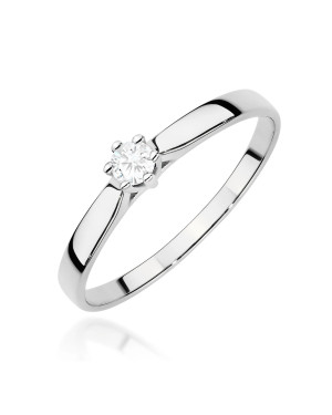 Gold ring with 0.30ct diamond certificate