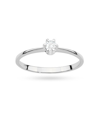 Gold ring with 0.30ct diamond certificate