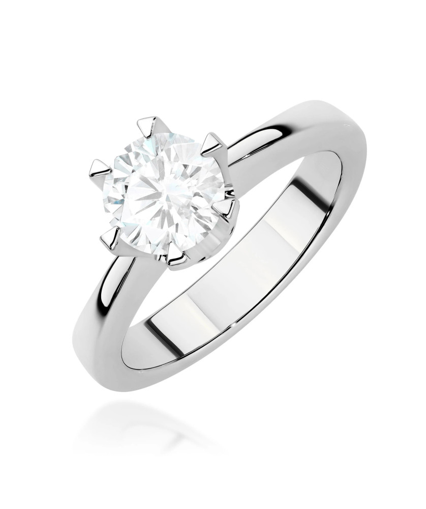 Gold ring with 0.30ct diamond certificate