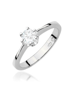 Gold ring with 0.30ct diamond certificate