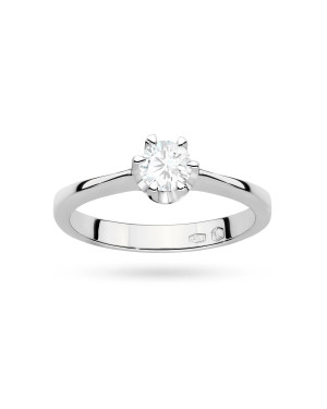 Gold ring with 0.30ct diamond certificate