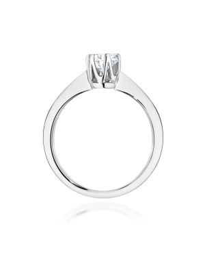 Gold ring with 0.30ct diamond certificate