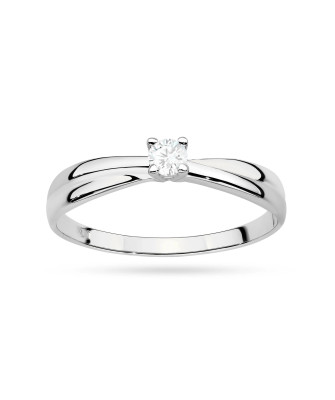 Gold ring with 0.30ct diamond certificate