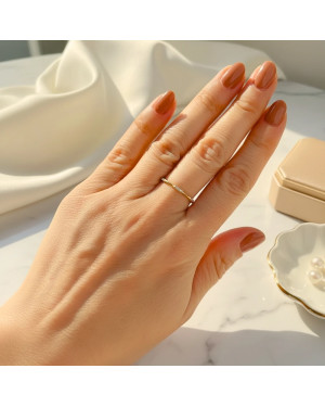 Gold ring 8k with stones