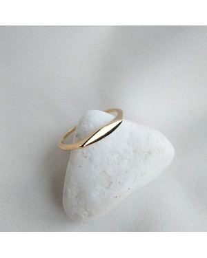 Gold ring 8k with stones