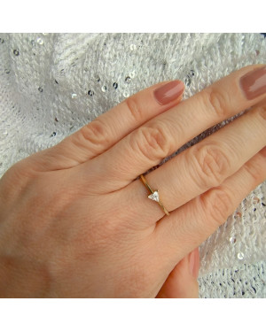 8k gold ring with stones