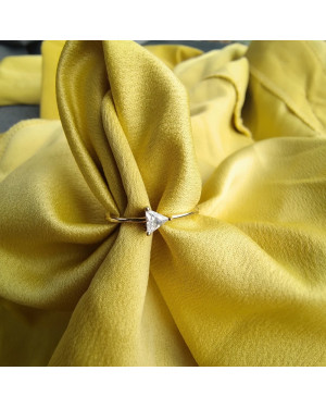 8k gold ring with stones