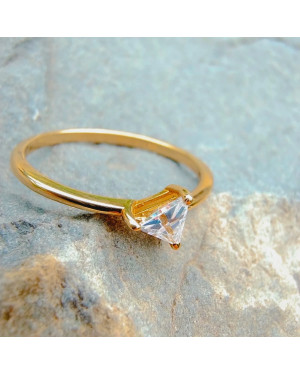 8k gold ring with stones