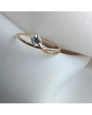 Gold ring 8k with stones