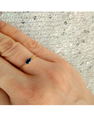 Gold ring 8k with stones