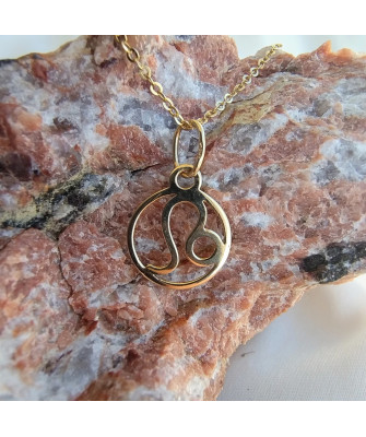 Gold pendant foot charm 14k