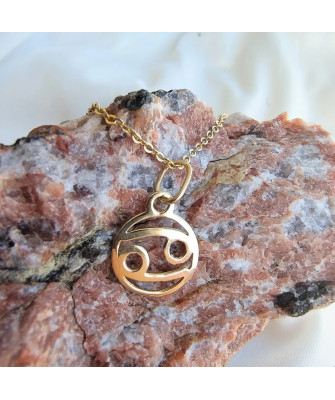 Gold pendant foot charm 14k