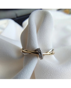 Gold ring 8k with stones