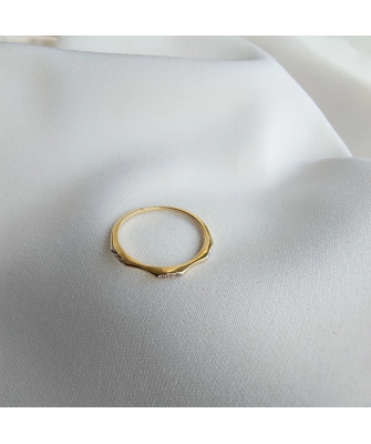 Gold ring 8k with stones