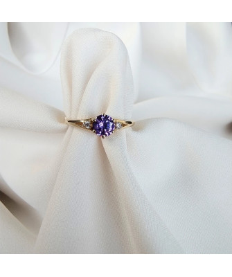 Engagement ring with cubic zirconia 14k