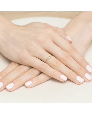 8k Gold Ring with White Zirconia