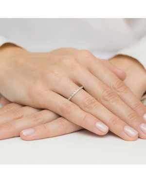 8k Gold Ring with White Zirconia