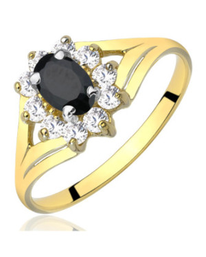 14k Gold Ring With Black Oval Zirconia – Elegant Contrast Design