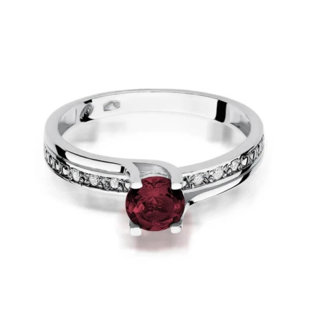 Gold ring with garnet, white gold, 0.60 ct GoldJewellery