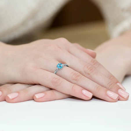 Topaz ring in white gold 1.10ct | GoldJewellery